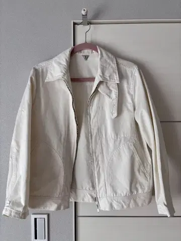 필 메란지 CHRISTIN 화이트 집업 자켓