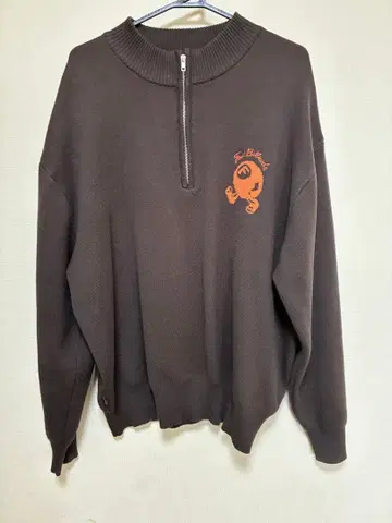 [레어] Cooper 프론트 지퍼 다크 브라운 스웨터