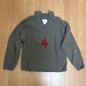 A MACHINE Minimum Conditions 니트 스웨터