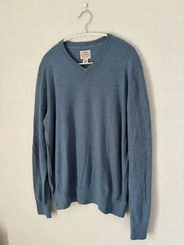 St. John's Bay v넥 니트 블루