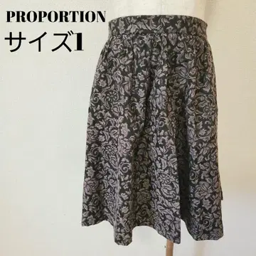 [새상품급] PROPORTION 꽃무늬 플레어 스커트 블랙 그레이 1