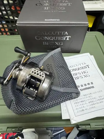 SHIMANO CALCUTTA CONQUEST BFS XG LEFT