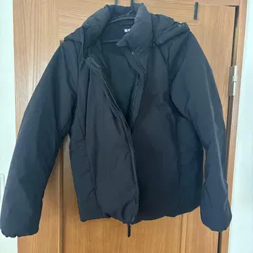 유니클로 블랙 다운 자켓 S