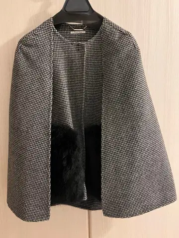 셀포드 퍼 포켓 리버 케이프 자켓 CWFC234027