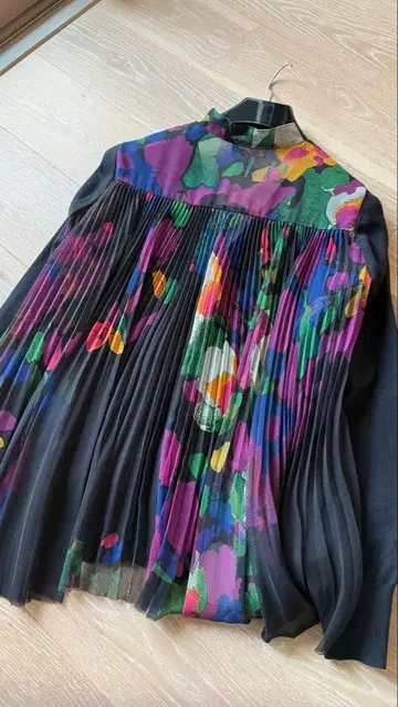 sacai 플리츠 가디건