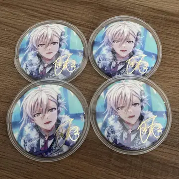 아이나나 쿠죠 텐 브라호와 캔뱃지 4개