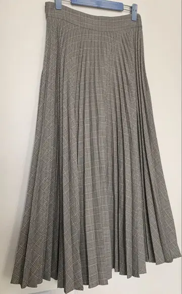 [ 새상품급 ] ZARA 플리츠 스커트