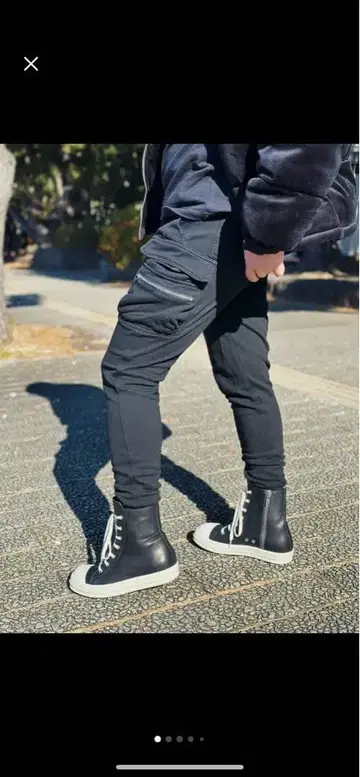 블랙 슬림핏 워크 팬츠