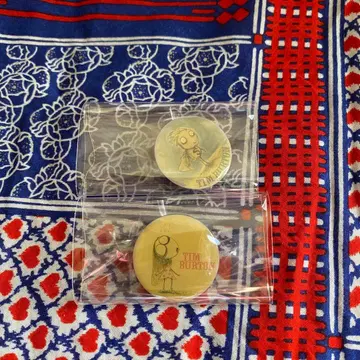 팀 버튼 스테인 보이 핀 배지 2개 세트