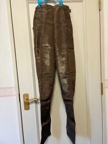 GIANFRANCO FERRE 글리터 센터 턱 테이퍼드 팬츠 브라운