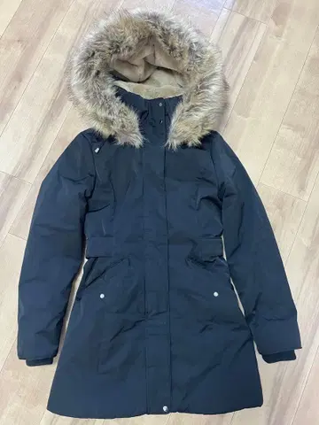 ZARA 블랙 다운 자켓 퍼 포함