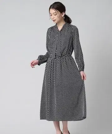 컨디션 최상 언타이틀 지오메 패턴 보타이 원피스 시착만 한 상품 XS