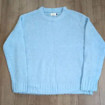 SafariLounge 새상품급 BACK HEAD 샤기 크루넥 니트