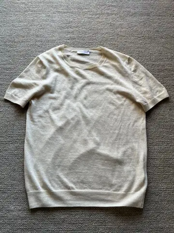 Gran Sasso 아이보리 반팔 니트 스웨터 이탈리아제