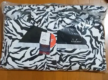 쿠쿠만 프리저 자켓 Freezer Jacket Zebra