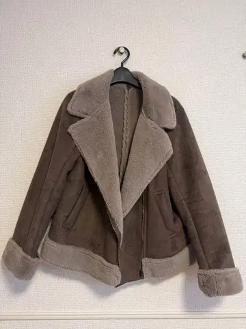 새상품급! 브라운 인조 모피 무스탕 코트