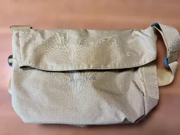 mont-bell 벨 버킷 베이지 숄더백