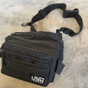 LSD DESIGNS 블랙 숄더백