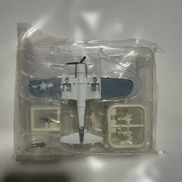 항공기 모델 화이트 블루 미조립