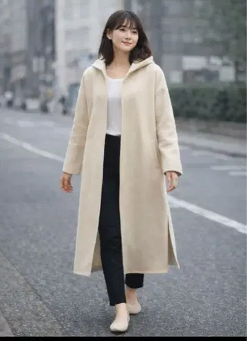 베이지 후드 부착 롱 코트