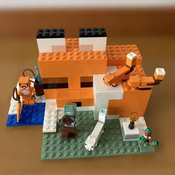 LEGO Minecraft 21178 여우의 집