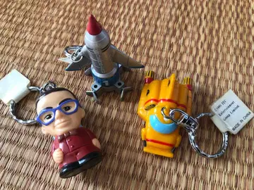 1995년 썬더버드 키링 3개