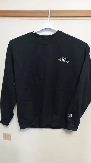 The BONEZ 네이비 트레이닝복 XL