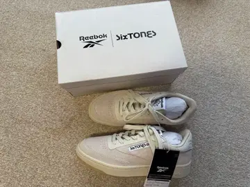 리복 스톤즈 콜라보 스니커즈 화이트