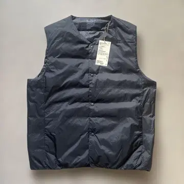 무인양품 경량 다운 포켓터블 노카라 베스트 L 블랙