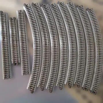 N 게이지 곡선 레일 세트와 직선 2개