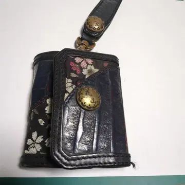 카잔 네이비 가죽 키케이스