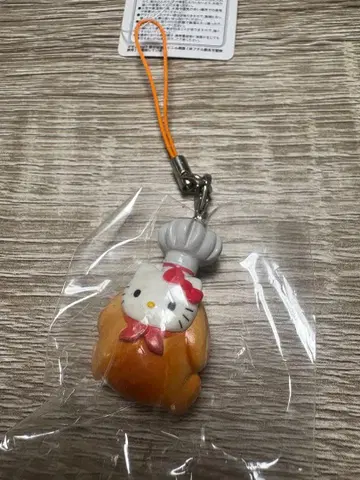 헬로키티 LAWSON 콜라보 L치킨 스트랩