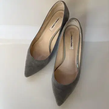 그레이 스웨이드 펌프스 힐 약 5cm