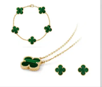 귀걸이, 목걸이, 팔찌 3종 세트!