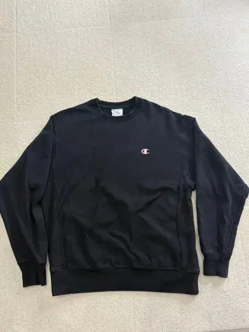 Champion 블랙 맨투맨 L 사이즈