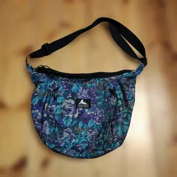 GREGORY 꽃무늬 숄더백 블루 태피스트리