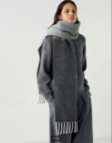 유니클로 시 수플레얀 챙키 스톨