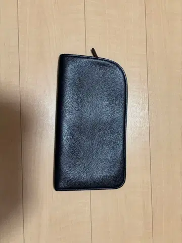 블랙 가죽풍 클러치백