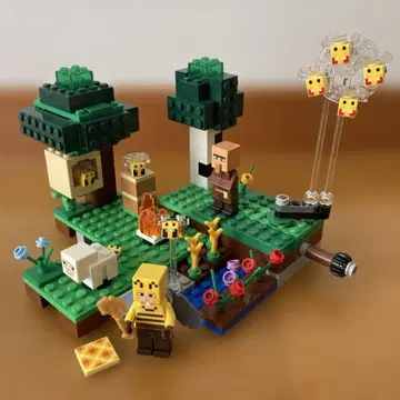 LEGO Minecraft 21165 벌의 양봉장
