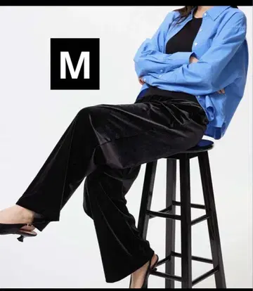 새상품 택 포함 유니클로 소프트 벨로아 이지 팬츠 M 사이즈 블랙