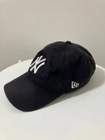 NY 양키스 캡 네이비 MoMA Edition