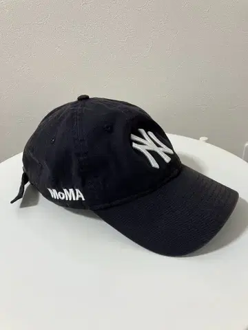 NY 양키스 캡 네이비 MoMA Edition