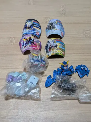 SD 건담 풀컬러 커스텀 시드 데스티니 미개봉 3체 + 증정 1