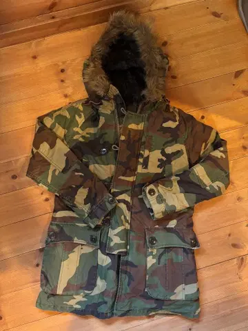 Johnbull 카모플라쥬 후드 부착 밀리터리 자켓