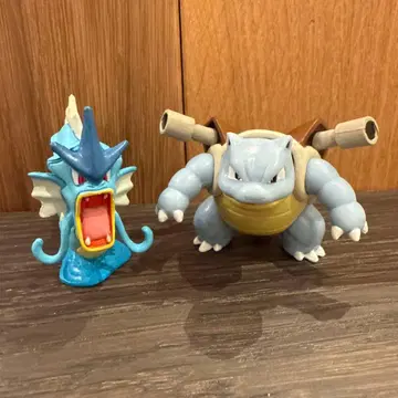 갸라도스 거북왕 피규어 세트