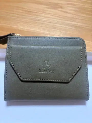 kissora 접이식 지갑 올리브