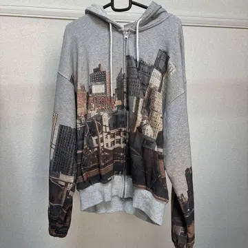 그레이 도시 풍경 프린트 집업 후드티
