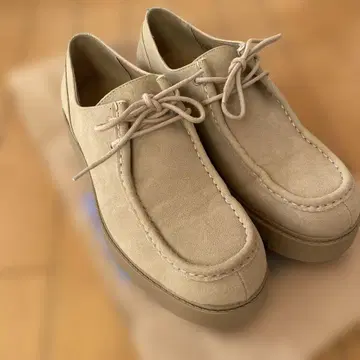 베이지 모카신 신발