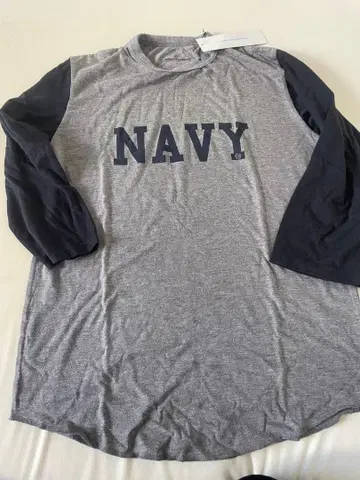 미사용 새상품 유니폼 익스페리먼트 네이비 로고 8부 티셔츠