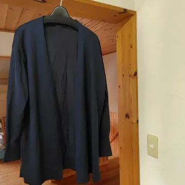 로트레아몽 가디건 새상품급